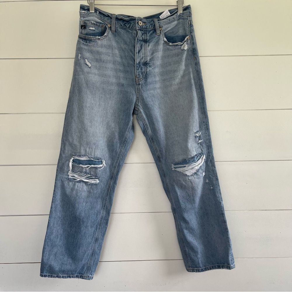 KanCan Women’s 29 Distressed Straight Leg Jeans